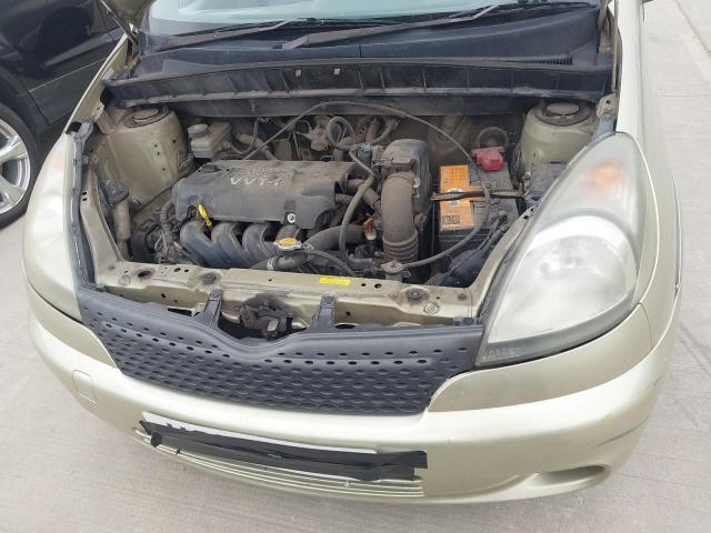 2000 TOYOTA YARIS VERS