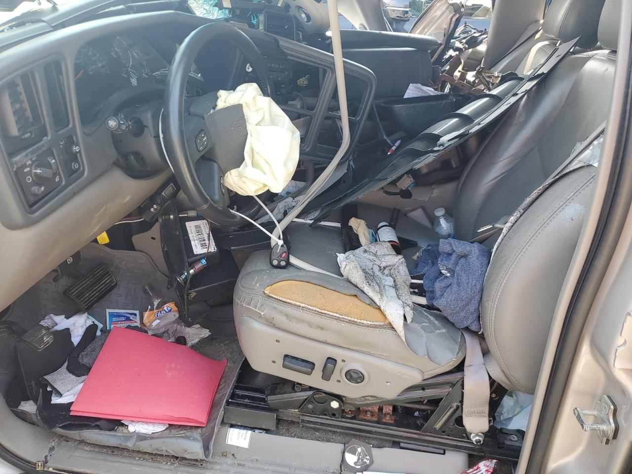 2004 Chevrolet Tahoe C1500 VIN: 1GNEC13Z44J297679 Lot: 65569135