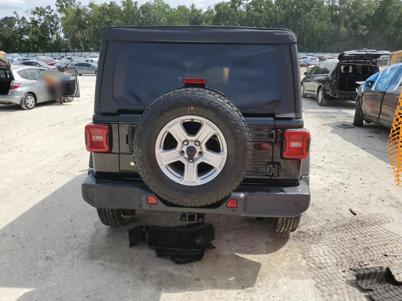 2020 Jeep Wrangler Unlimited Sport VIN: 1C4HJXDN4LW174766 Lot: 70390225