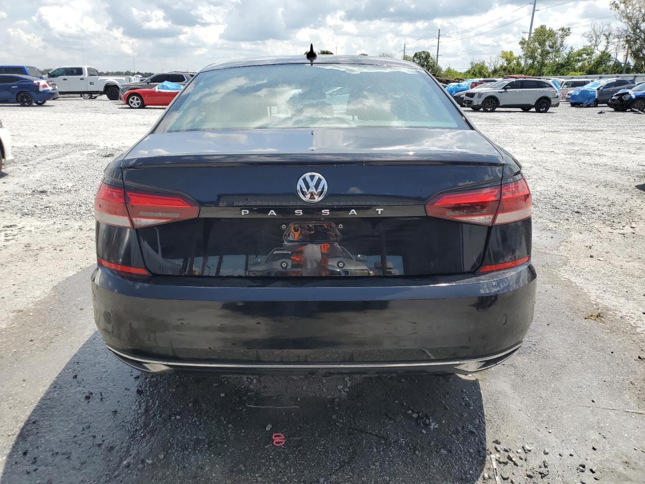2021 Volkswagen Passat S VIN: 1VWAA7A38MC001174 Lot: 70487915