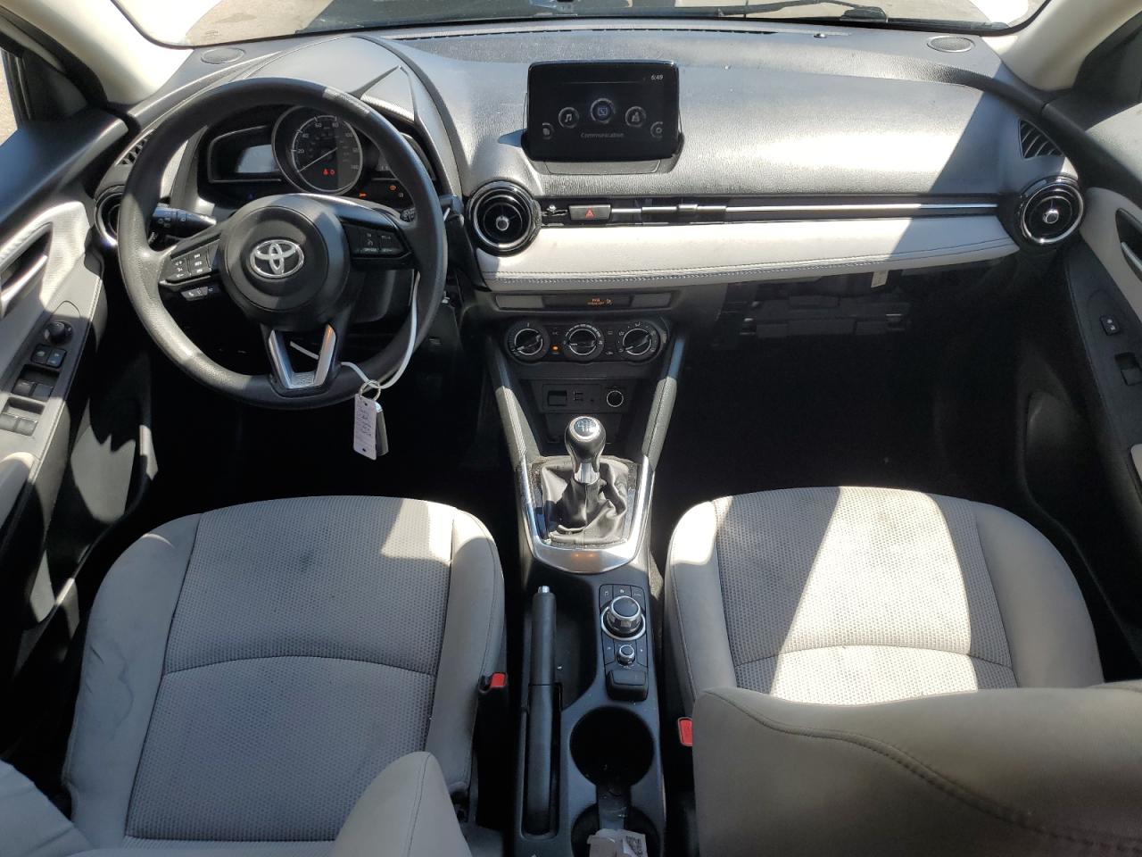 2019 Toyota Yaris L VIN: 3MYDLBYV4KY507210 Lot: 69694135