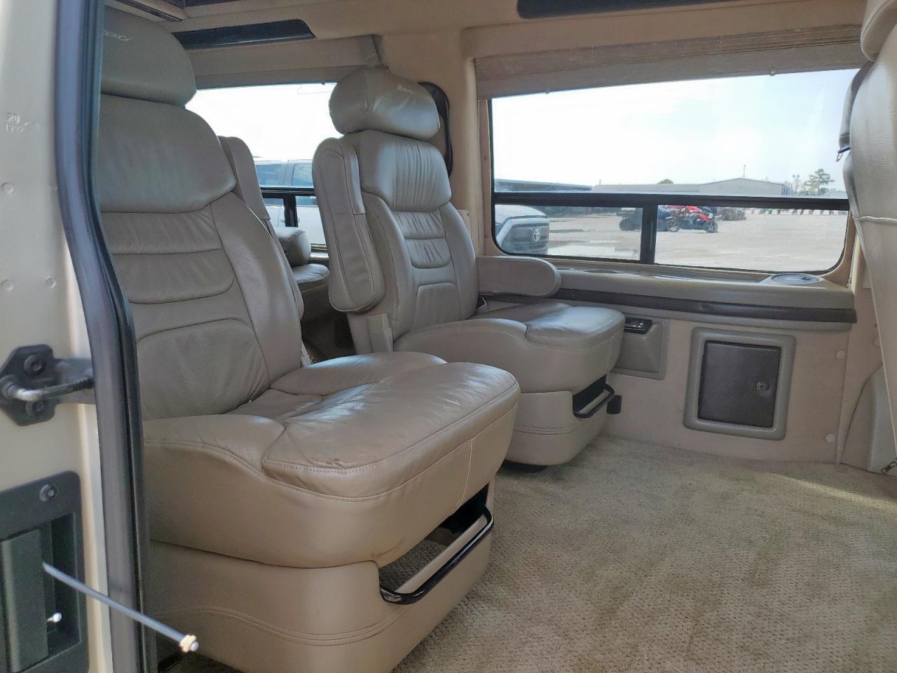 2005 Ford Econoline E150 Van VIN: 1FDRE14L35HB44679 Lot: 69838555