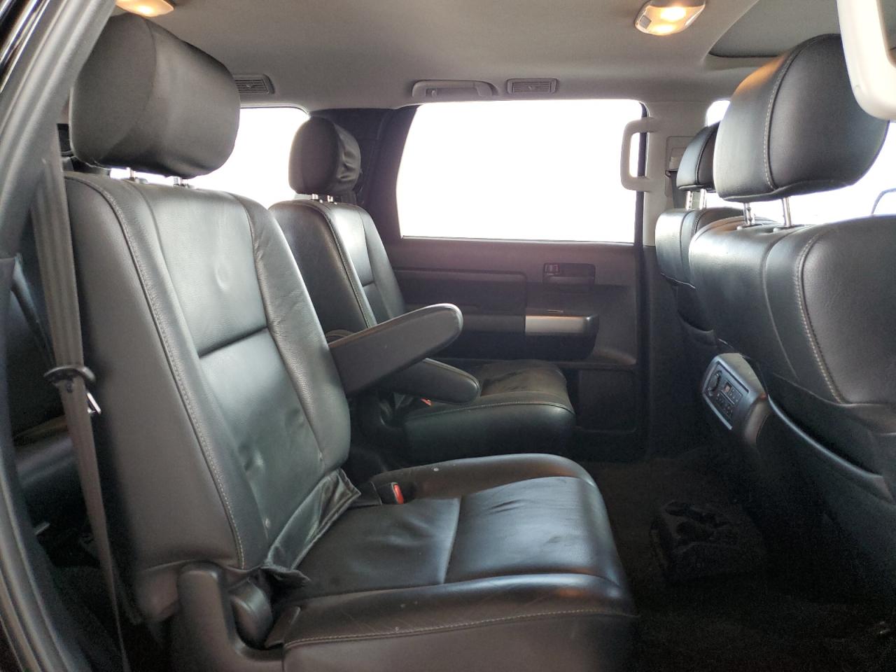 2019 Toyota Sequoia Sr5 VIN: 5TDBY5G18KS166148 Lot: 70211865