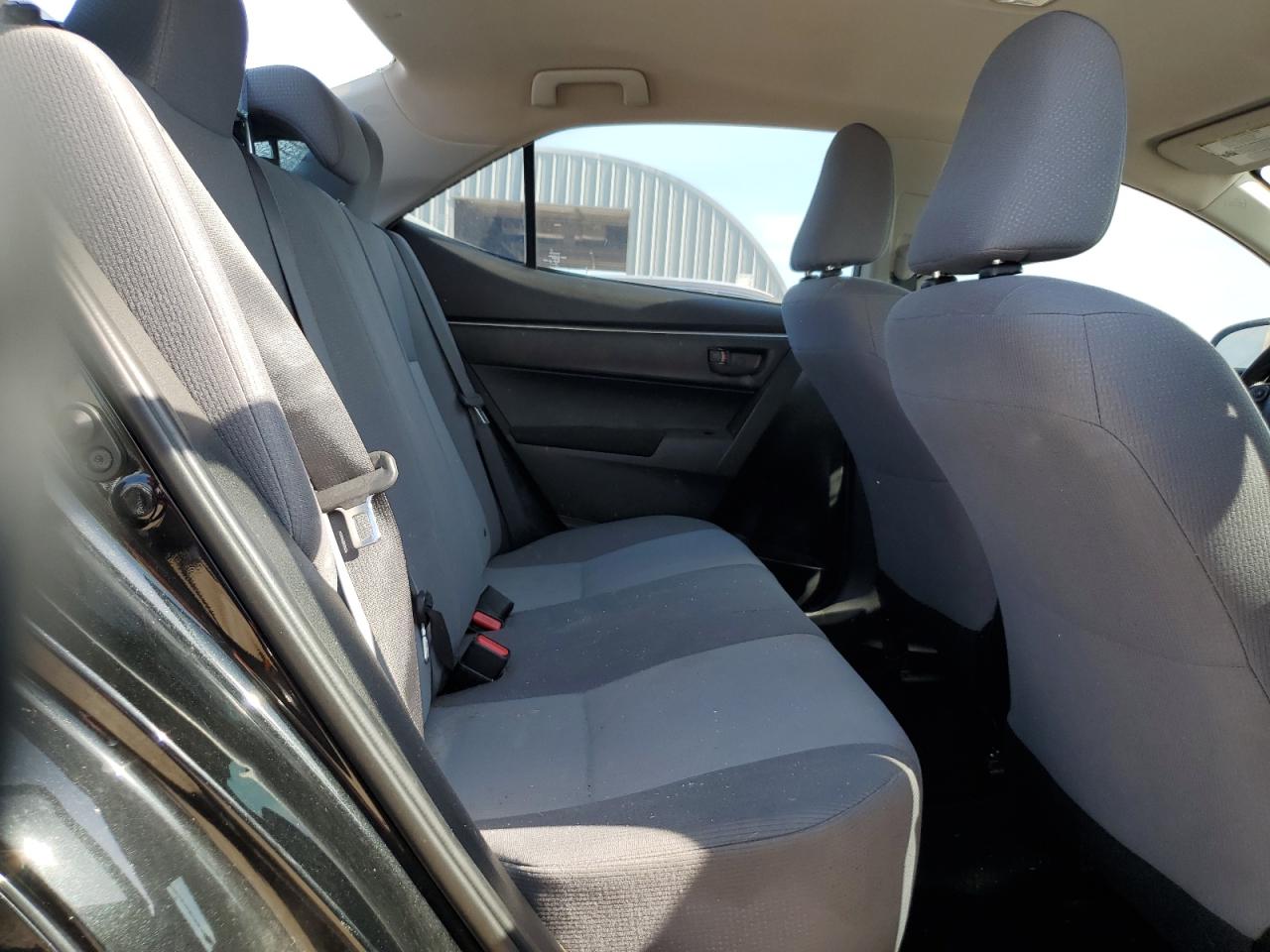 2016 Toyota Corolla L VIN: 5YFBURHE5GP414442 Lot: 68540445