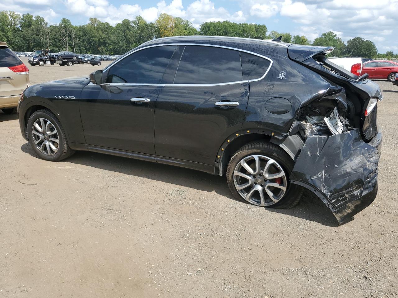 2017 Maserati Levante Luxury black null gas ZN661XUL4HX228296 photo #3