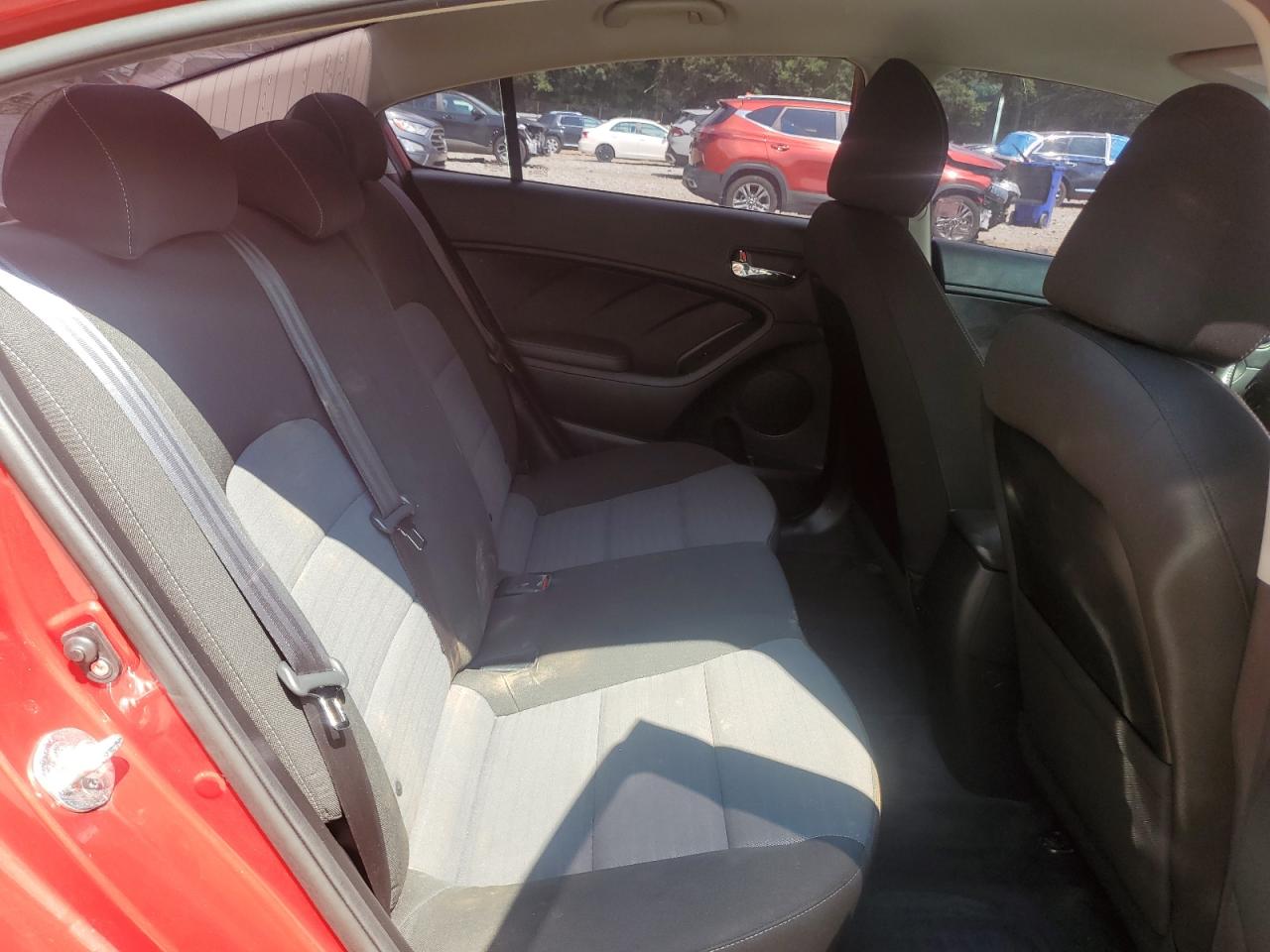 2018 Kia Forte Lx VIN: 3KPFL4A73JE164324 Lot: 69621045