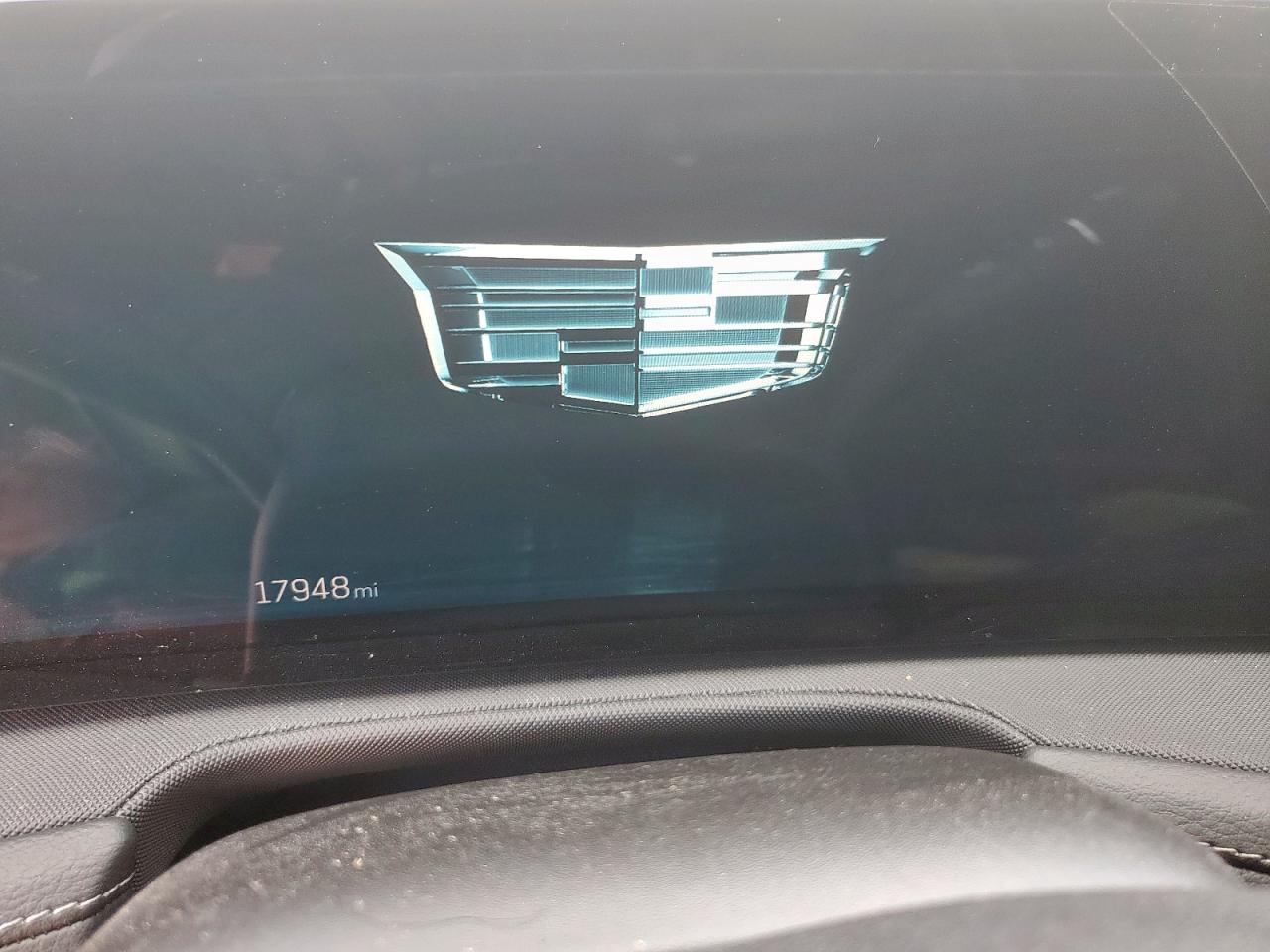 2024 Cadillac Xt4 Luxury VIN: 1GYAZAR44RF236824 Lot: 69668745