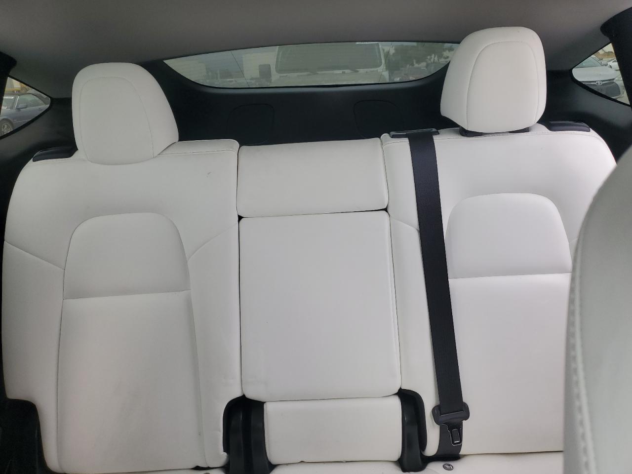 2020 Tesla Model Y VIN: 5YJYGDEE8LF056414 Lot: 70188905