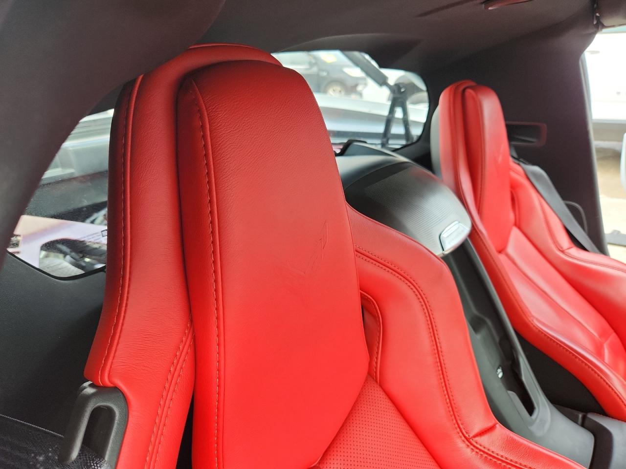 2021 Chevrolet Corvette Stingray 2Lt VIN: 1G1YB2D46M5107030 Lot: 69107125