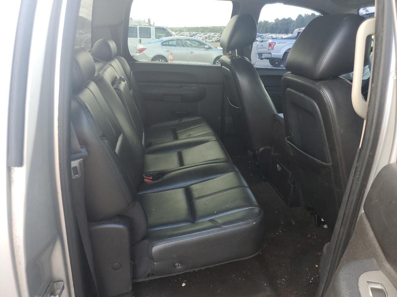 2011 Chevrolet Silverado K1500 Lt VIN: 3GCPKSE31BG354700 Lot: 67025725