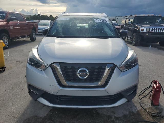  NISSAN KICKS 2019 Silver