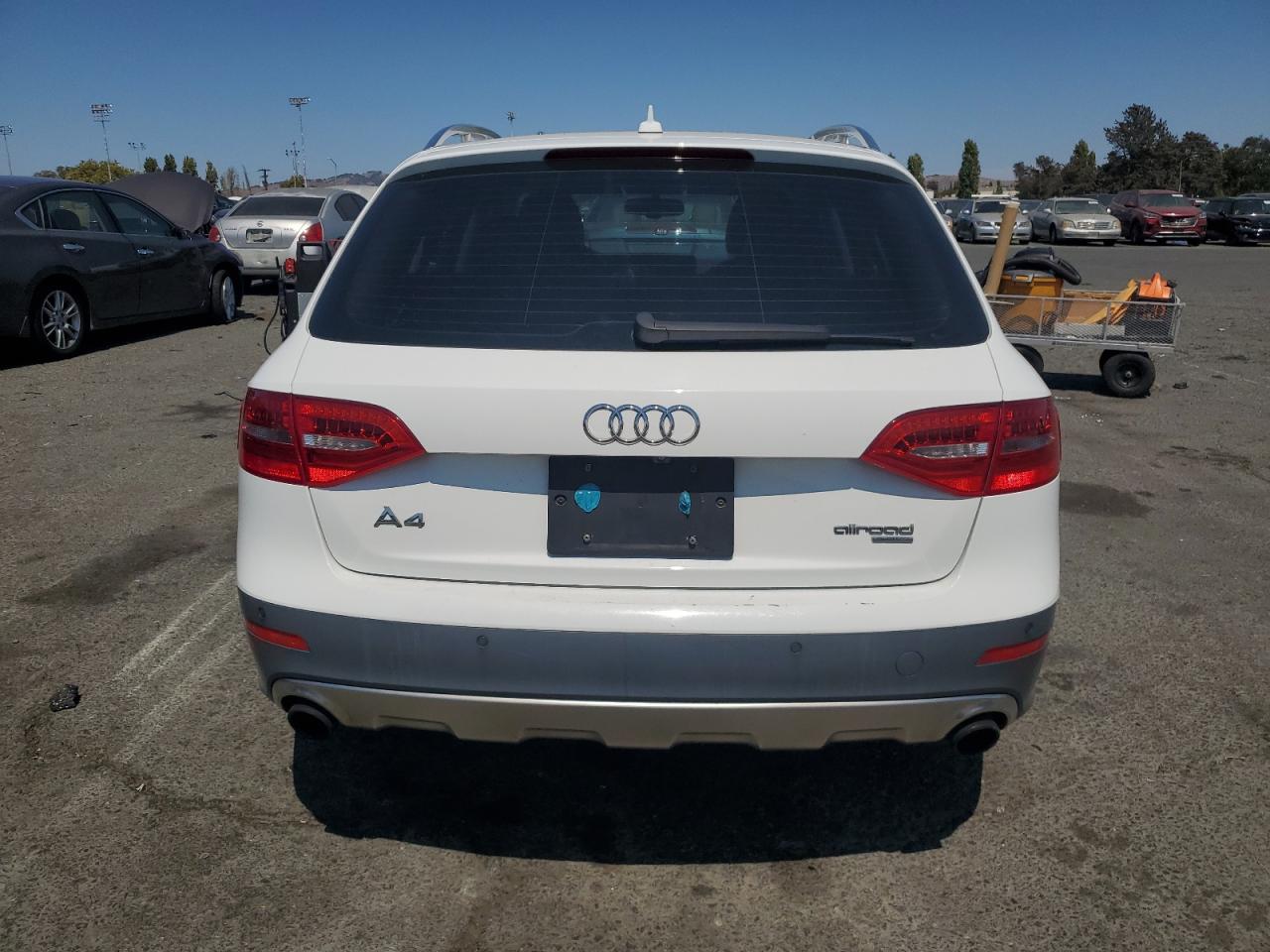 2013 Audi A4 Allroad Premium Plus VIN: WA1UFAFL2DA063179 Lot: 68493925