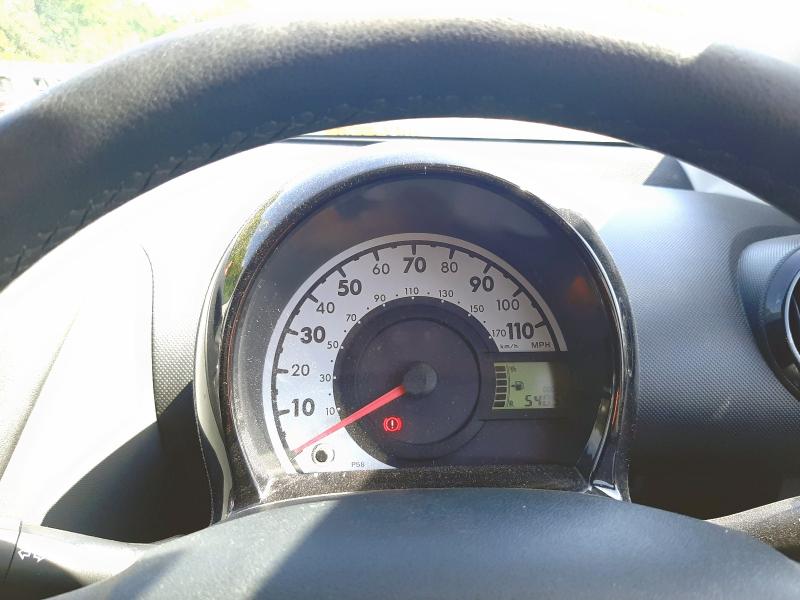 2010 TOYOTA AYGO GO VV