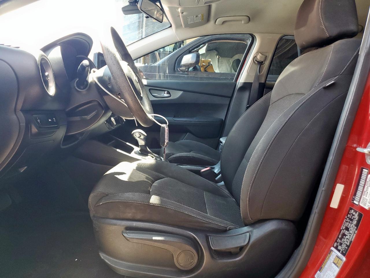 2019 Kia Forte Fe VIN: 3KPF24AD0KE075918 Lot: 70887075