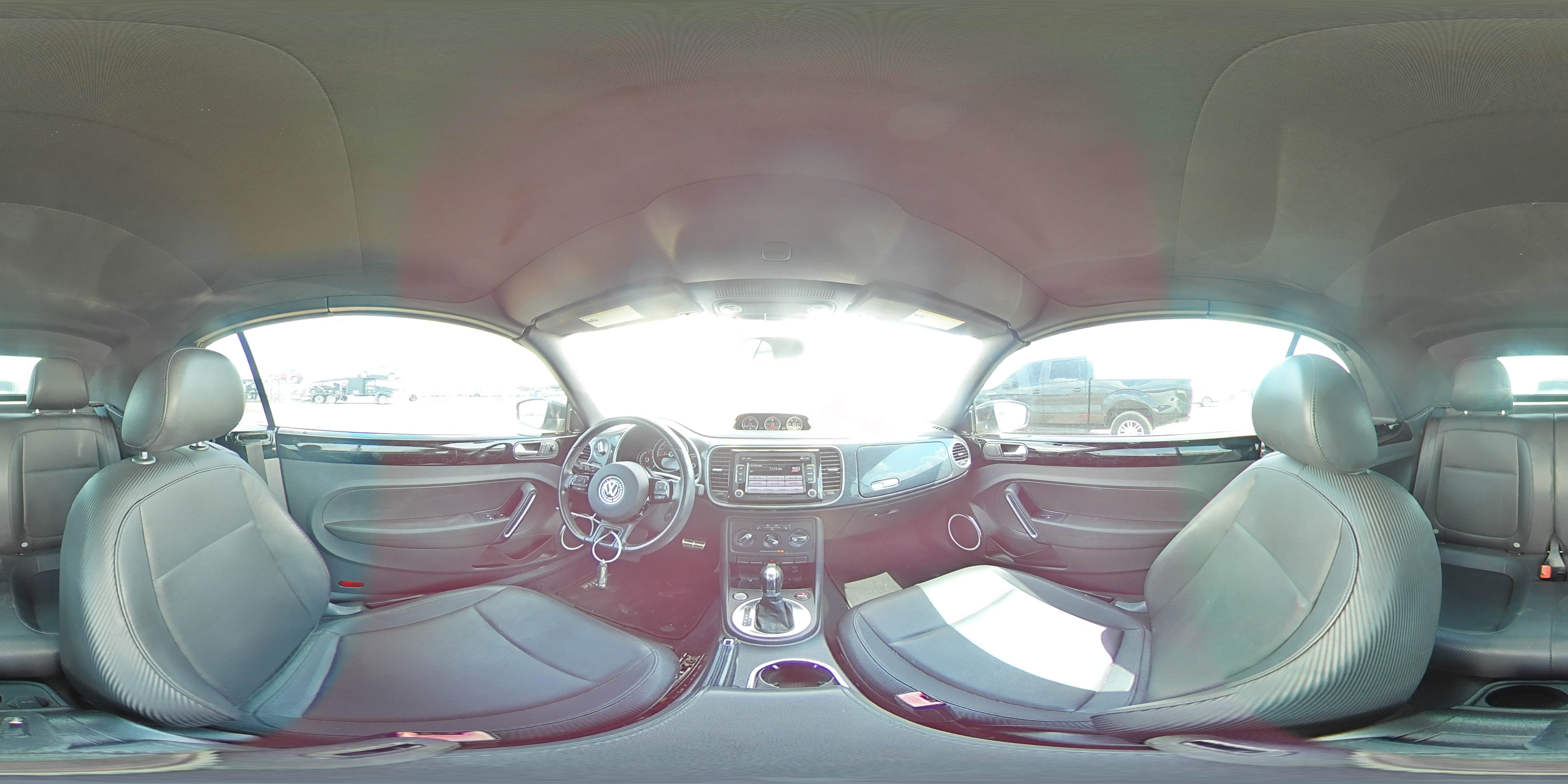 2013 Volkswagen Beetle Turbo VIN: 3VW767AT8DM810393 Lot: 68105405