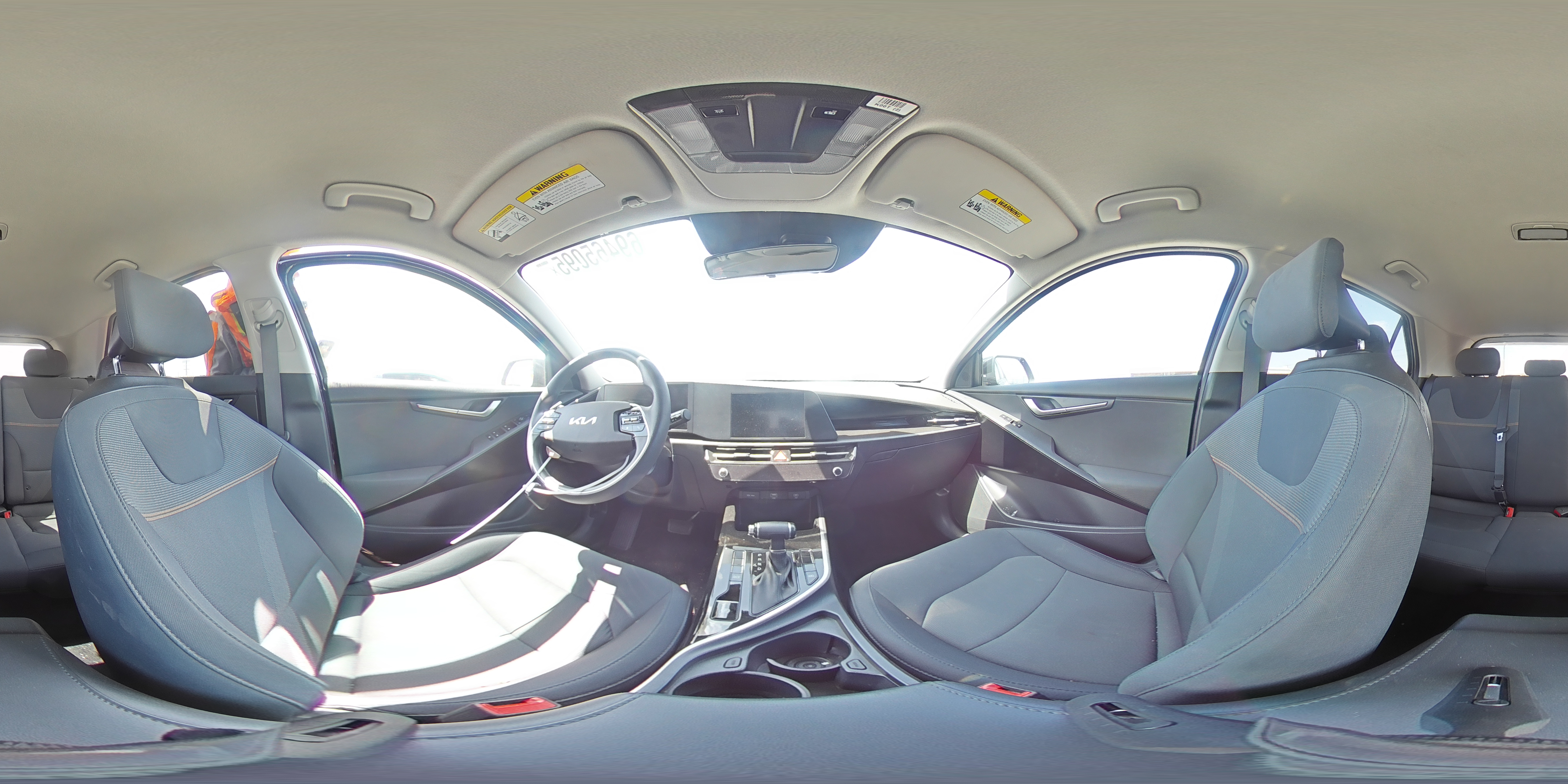 2024 Kia Niro Lx VIN: KNDCP3LE3R5195528 Lot: 69465095