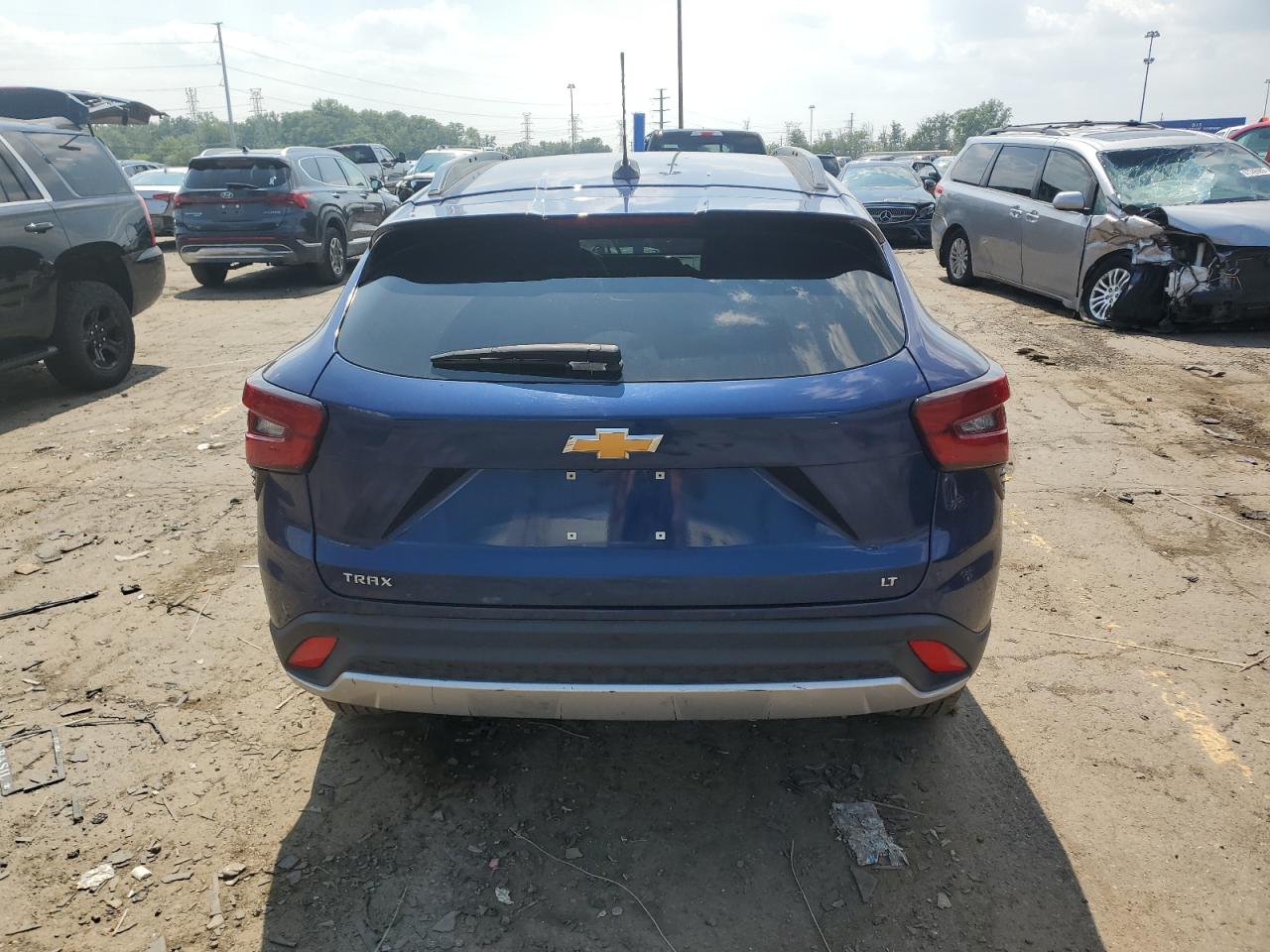 2024 Chevrolet Trax 1Lt VIN: KL77LHE22RC203768 Lot: 67025585