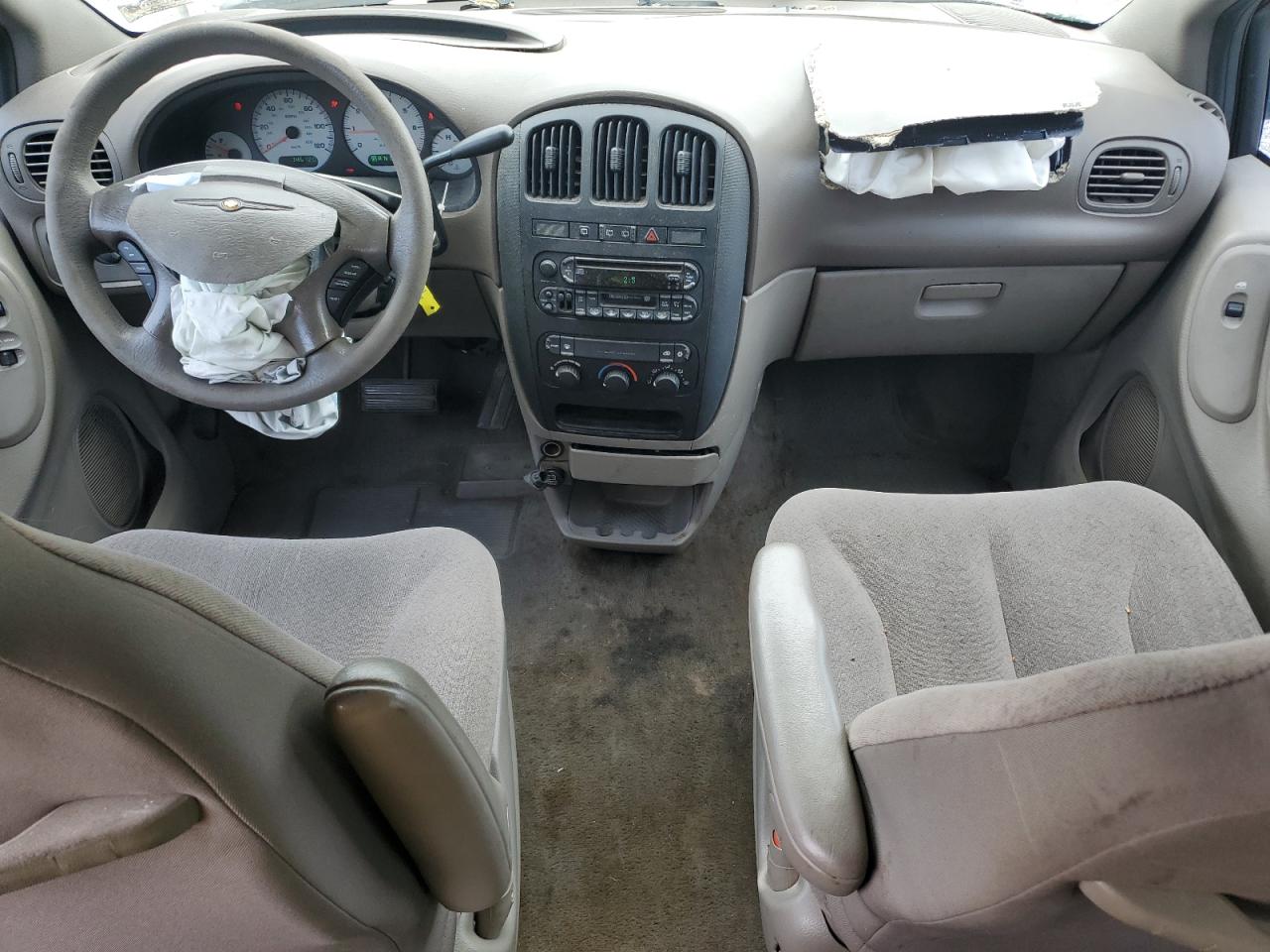 2003 Chrysler Voyager Lx VIN: 1C4GJ45393B113301 Lot: 69915575