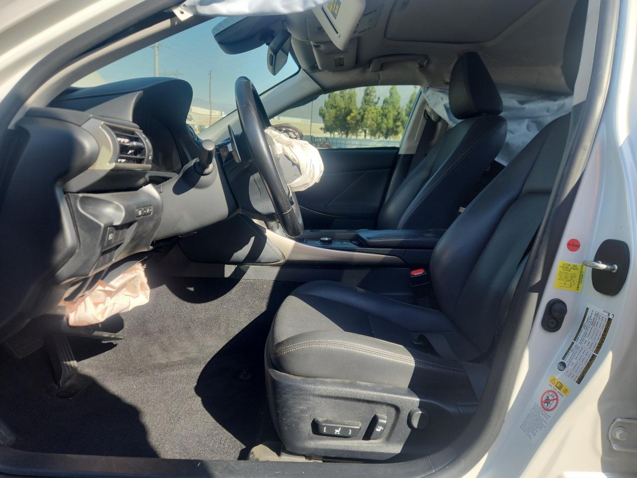 2017 Lexus Is 200T VIN: JTHBA1D20H5061773 Lot: 69421125