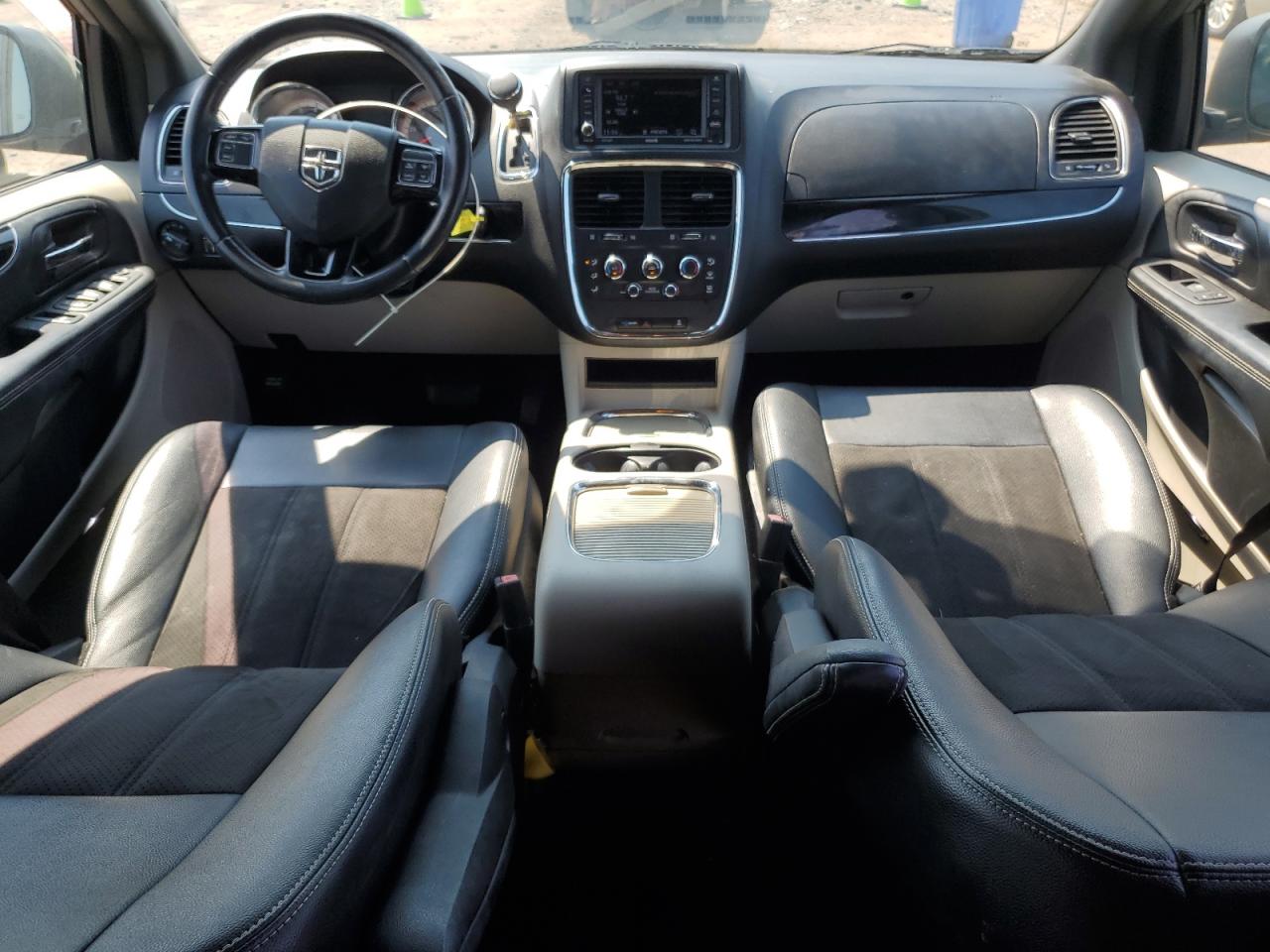 2019 Dodge Grand Caravan Sxt VIN: 2C4RDGCG3KR706594 Lot: 69257855