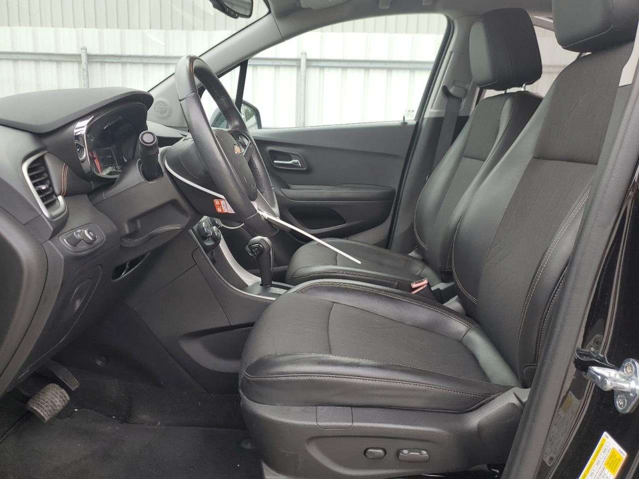 2022 Chevrolet Trax 1Lt VIN: KL7CJPSM1NB562842 Lot: 70190045