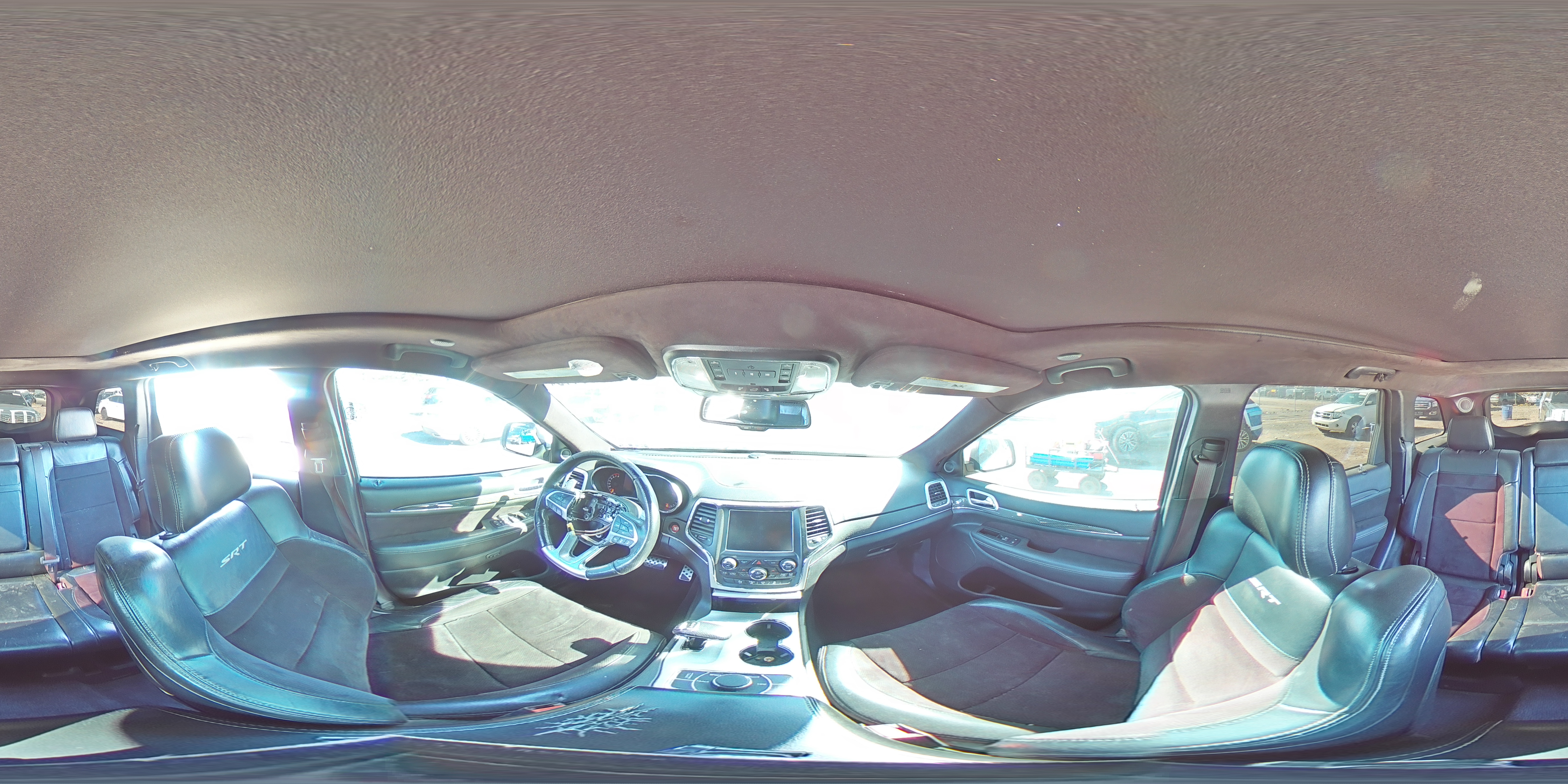 2015 Jeep Grand Cherokee Srt-8 VIN: 1C4RJFDJXFC829675 Lot: 70106415