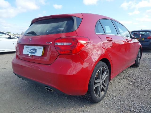 2014 MERCEDES-BENZ A180 BLUEEFFICIENCY SPORT 