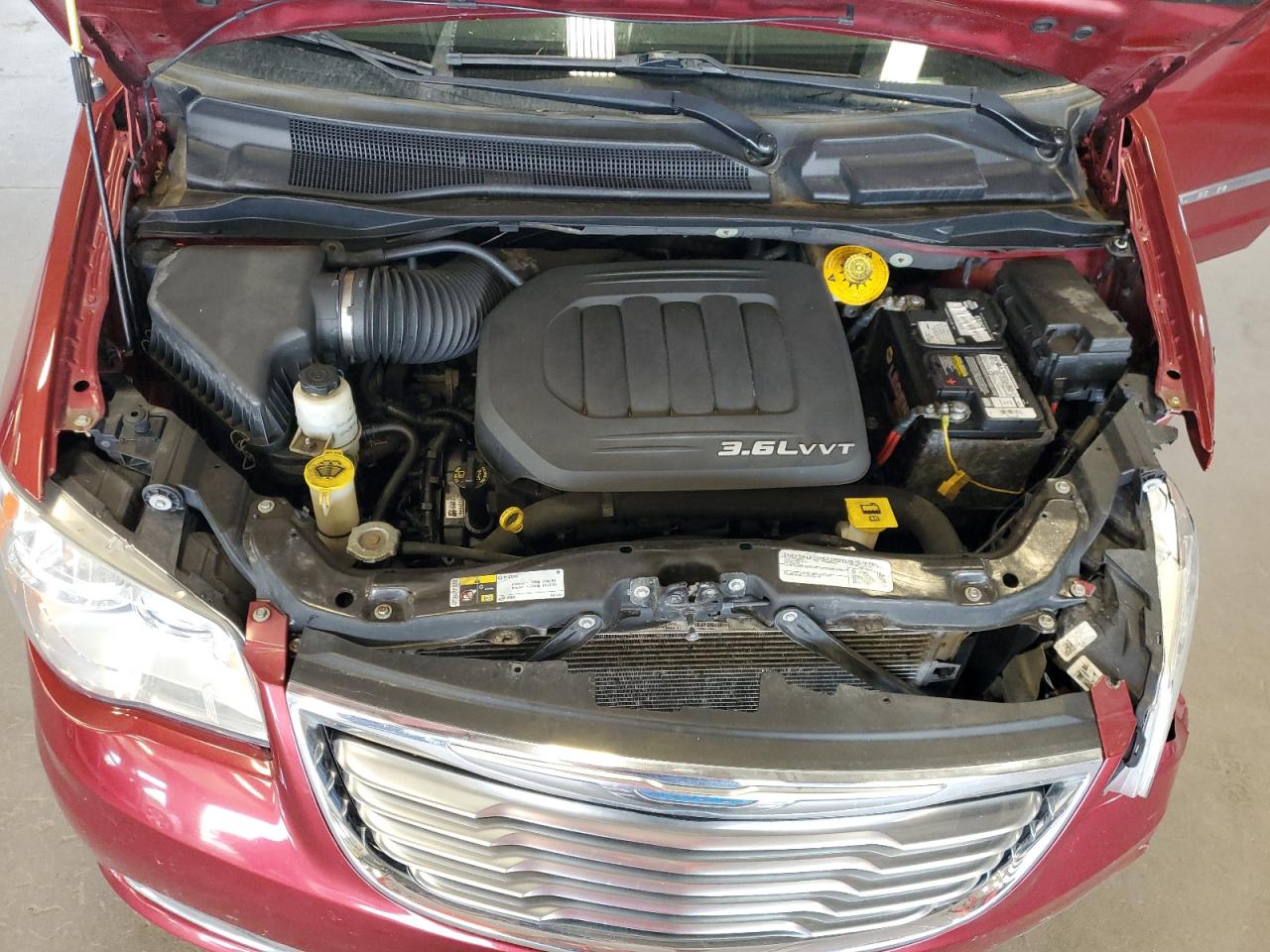 2015 Chrysler Town & Country Touring VIN: 2C4RC1BG0FR577575 Lot: 69281315