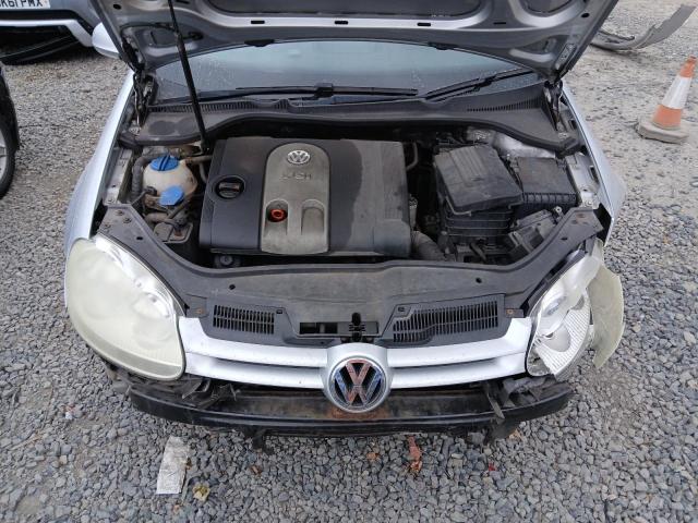 2006 VOLKSWAGEN GOLF FSI S
