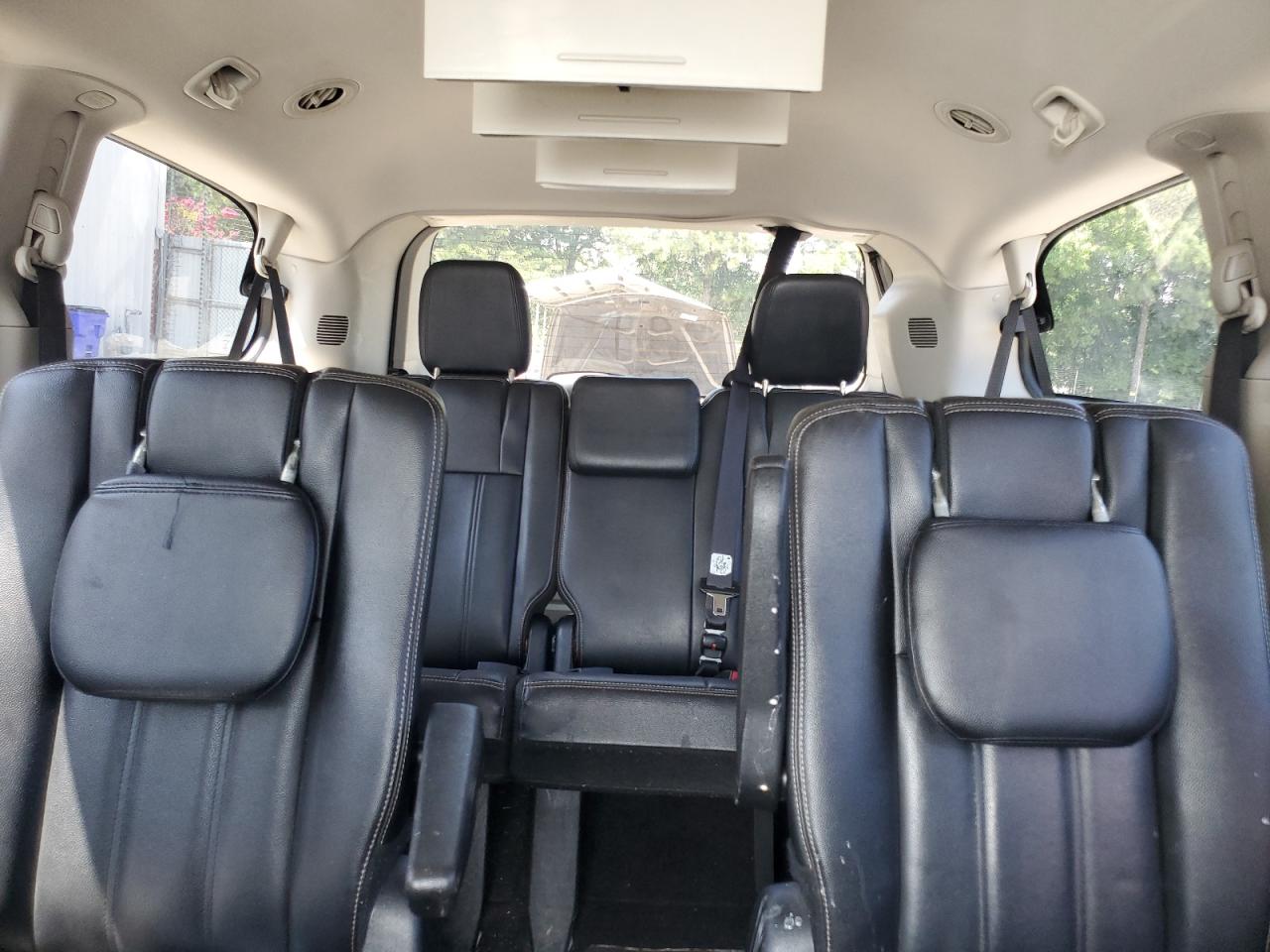 2014 Chrysler Town & Country Touring VIN: 2C4RC1BG2ER271251 Lot: 69878325