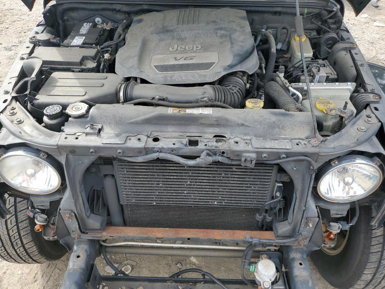 2014 Jeep Wrangler Unlimited Sahara VIN: 1C4HJWEG2EL188132 Lot: 69347135