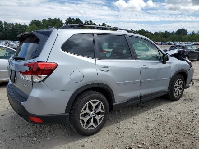  SUBARU FORESTER 2024 Серебристый