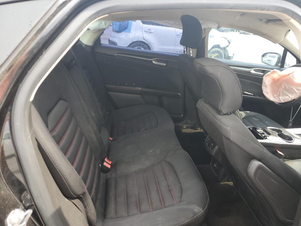 2015 Ford Fusion Se VIN: 3FA6P0H73FR304798 Lot: 70364305