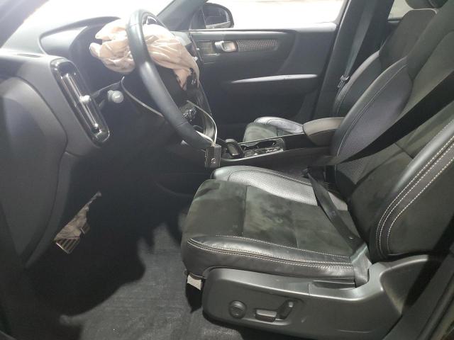  VOLVO XC40 2021 Черный