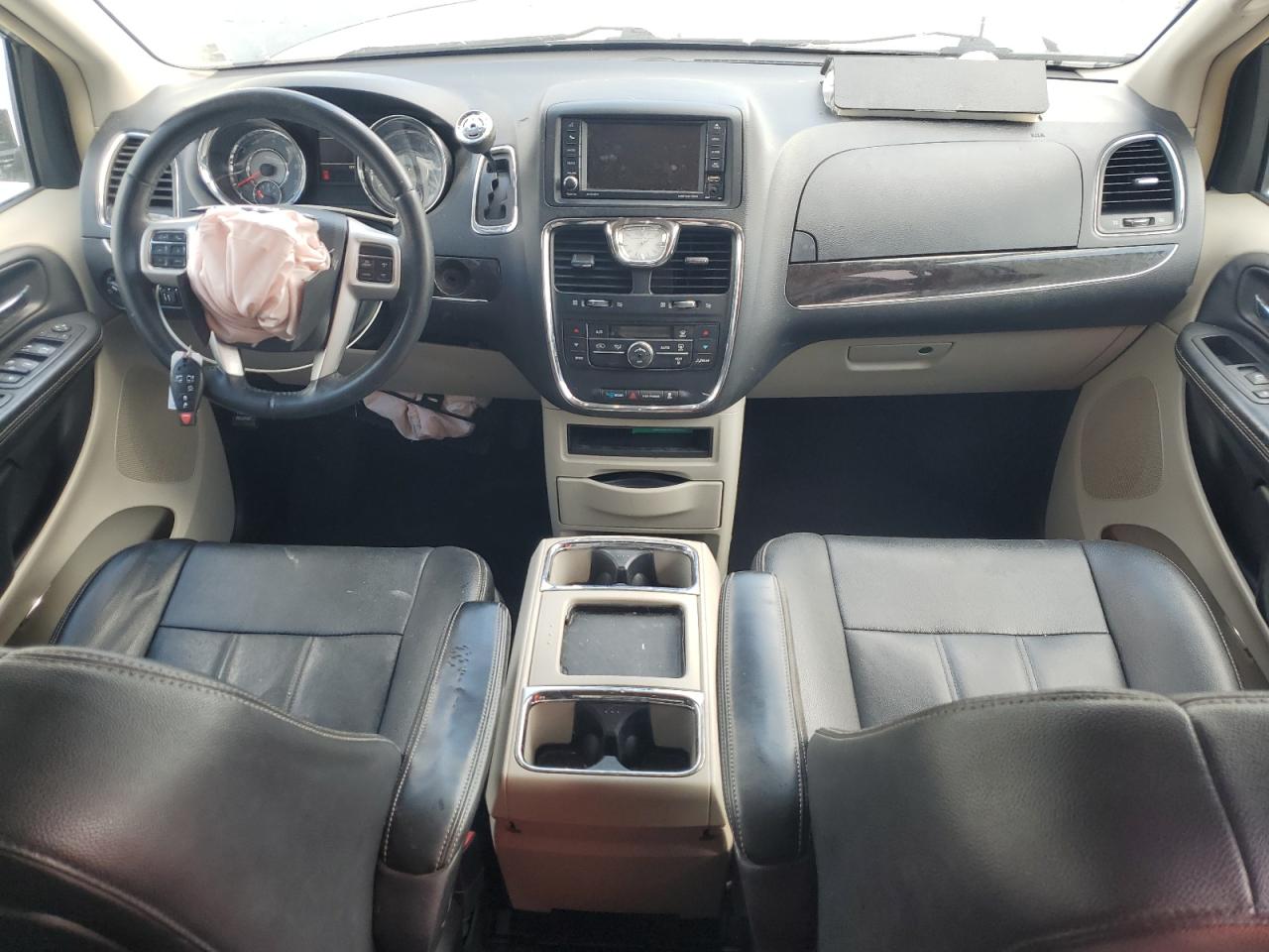 2016 Chrysler Town & Country Touring VIN: 2C4RC1BGXGR198049 Lot: 69820285