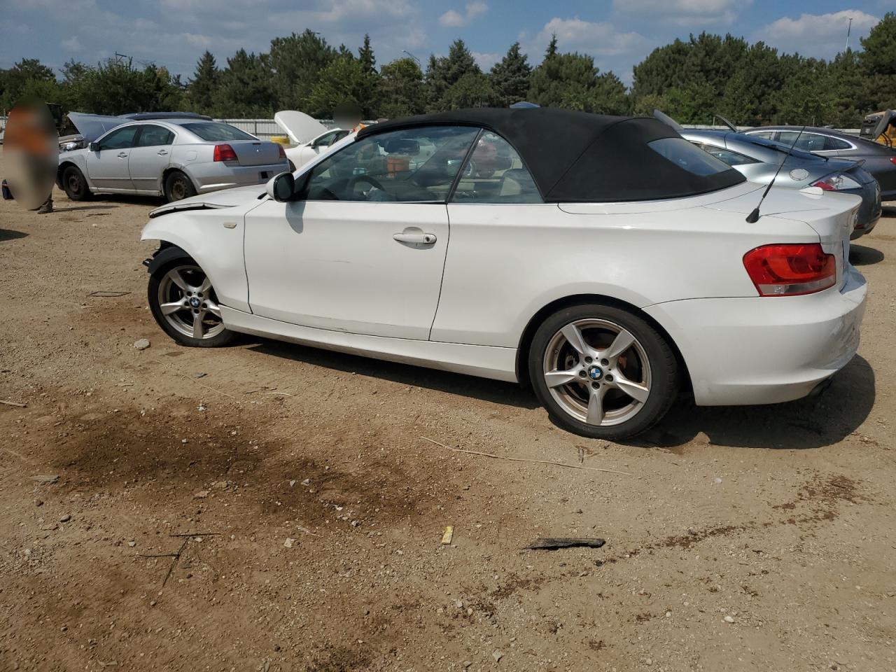 Фото: WBAUL7C52DVU09468