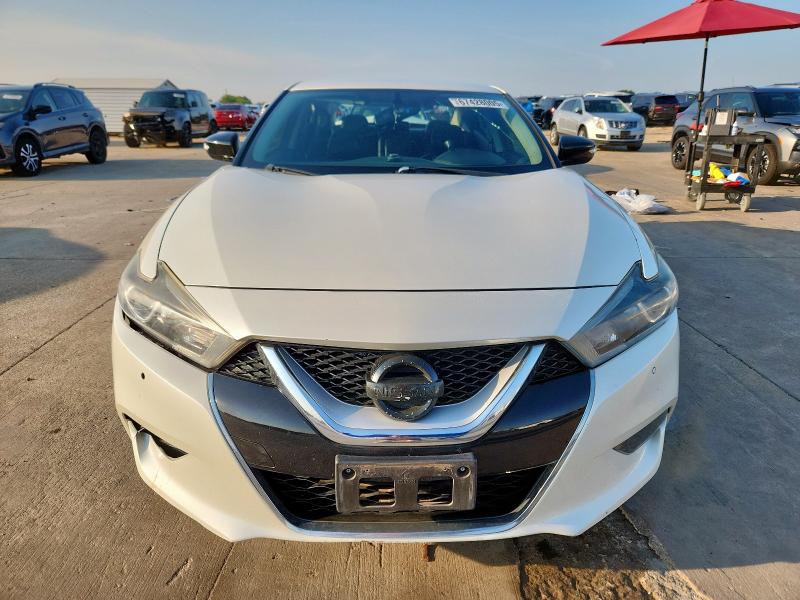  NISSAN MAXIMA 2017 Белы