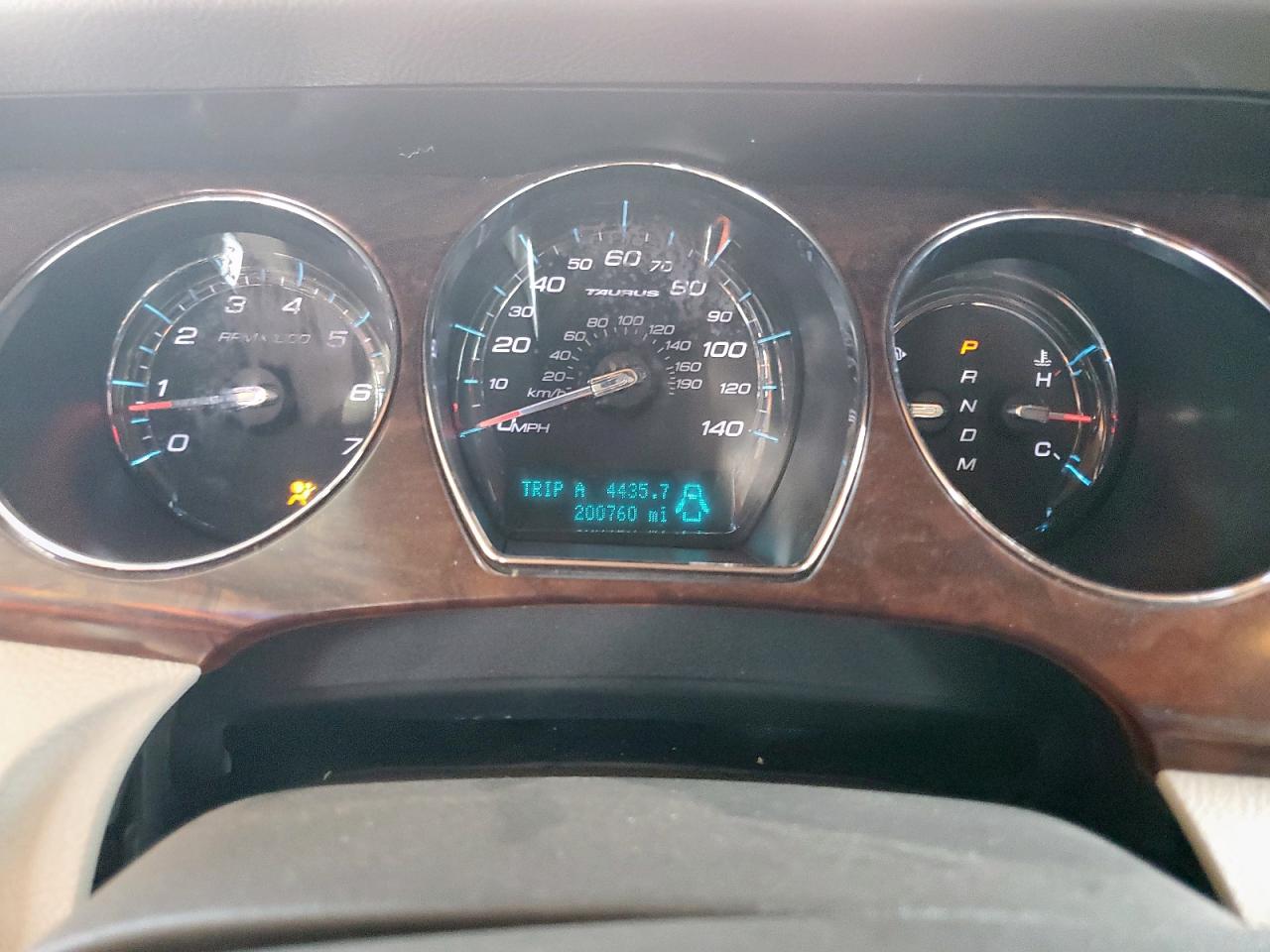 2011 Ford Taurus Limited VIN: 1FAHP2FW4BG108692 Lot: 69040725