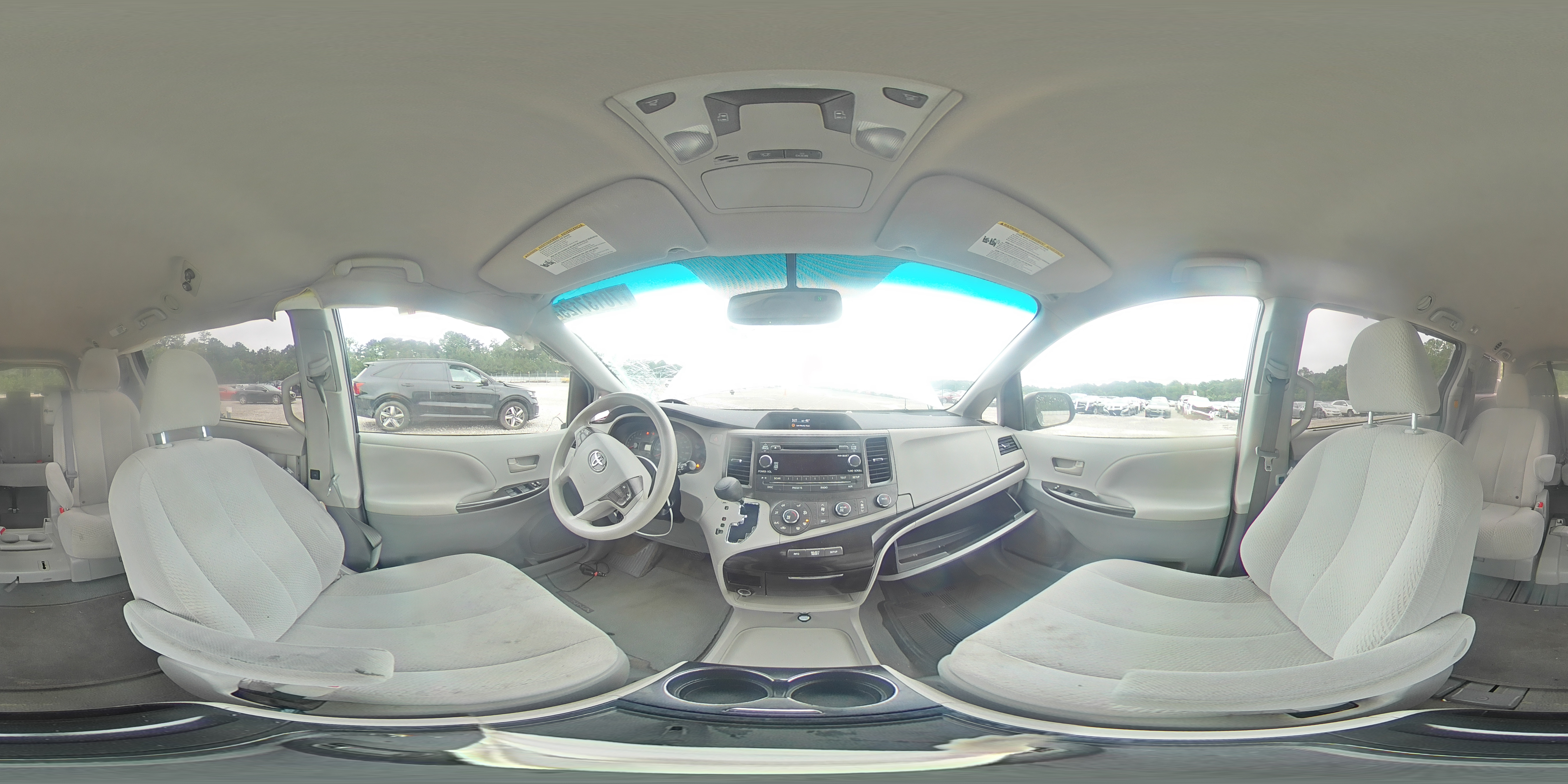 2012 Toyota Sienna Le VIN: 5TDKK3DC8CS214311 Lot: 70137125