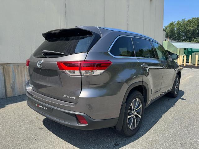 TOYOTA HIGHLANDER 2018 Gray
