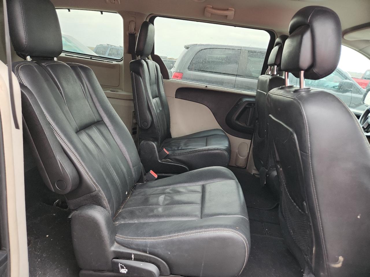 2013 Chrysler Town & Country Touring VIN: 2C4RC1BG2DR797362 Lot: 69618745