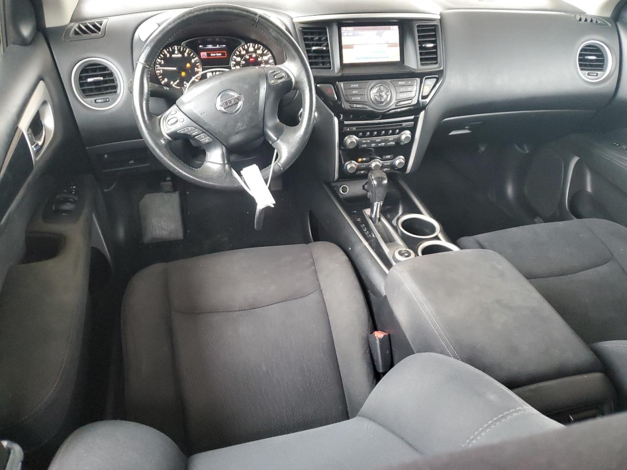 2015 Nissan Pathfinder S VIN: 5N1AR2MM2FC688041 Lot: 70452425