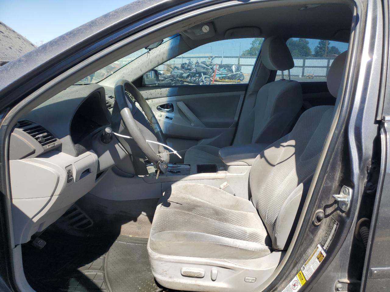 2009 Toyota Camry Base VIN: 4T1BE46K79U869996 Lot: 69424045
