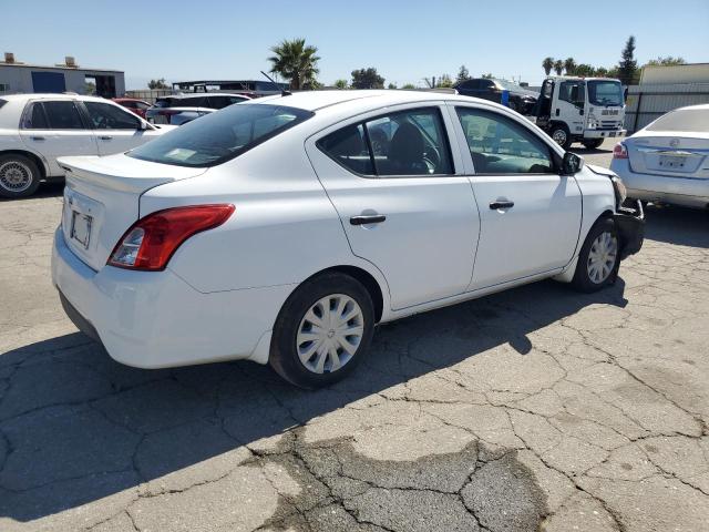  NISSAN VERSA 2018 Білий