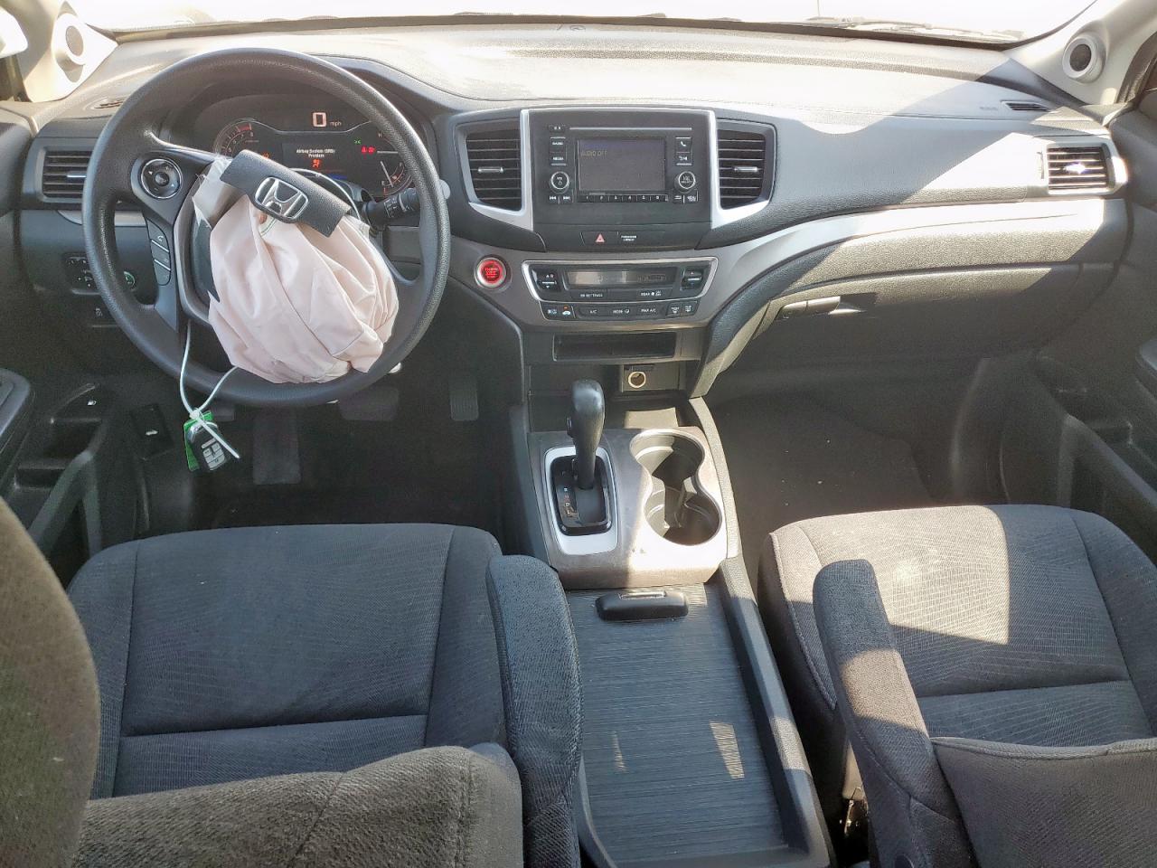 2017 Honda Pilot Lx VIN: 5FNYF6H12HB019292 Lot: 67679545