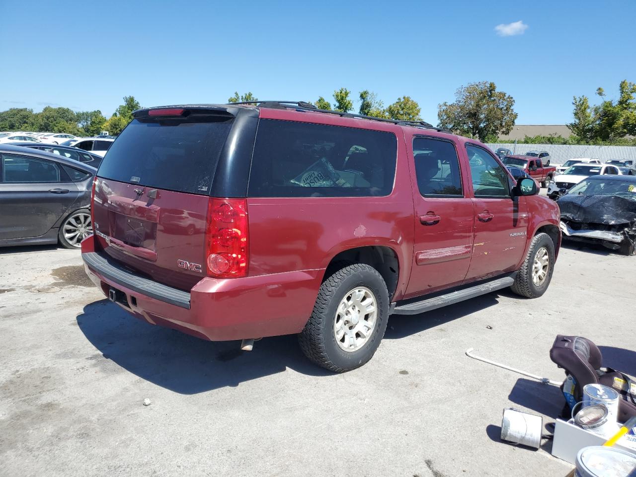 2007 GMC Yukon Xl C1500 VIN: 1GKFC16007J211495 Lot: 70266355