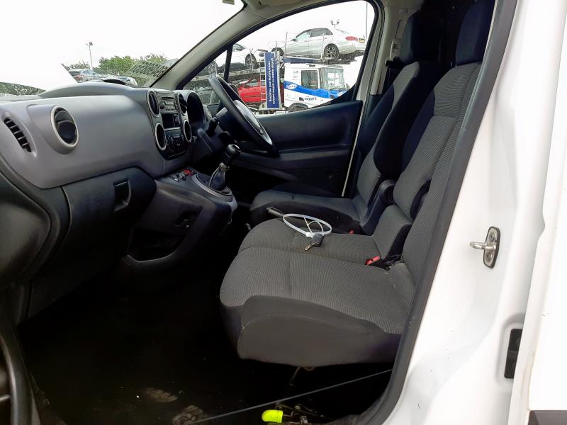 2017 PEUGEOT PARTNER SE