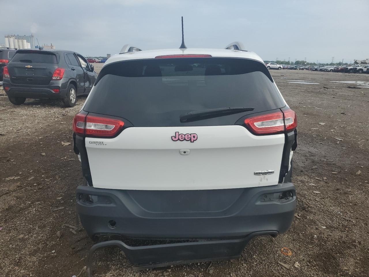 2017 Jeep Cherokee Latitude VIN: 1C4PJLCS0HW517043 Lot: 68886455