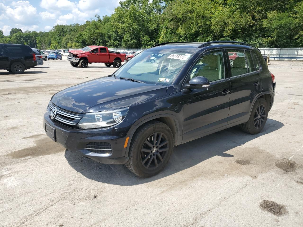 2016 Volkswagen Tiguan S