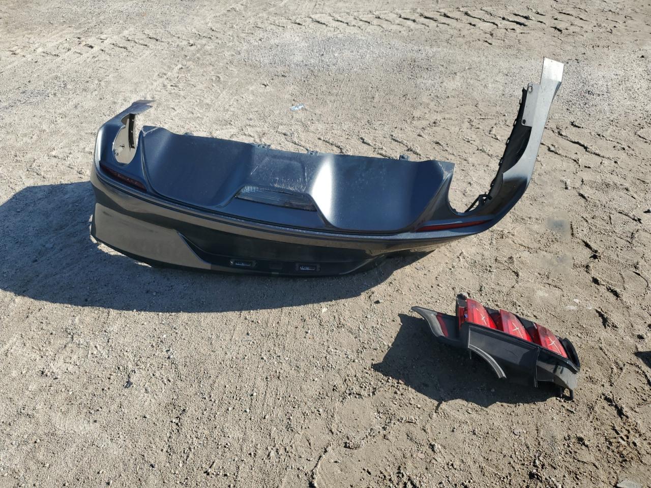 2015 Ford Mustang VIN: 1FA6P8AM8F5304619 Lot: 68827565